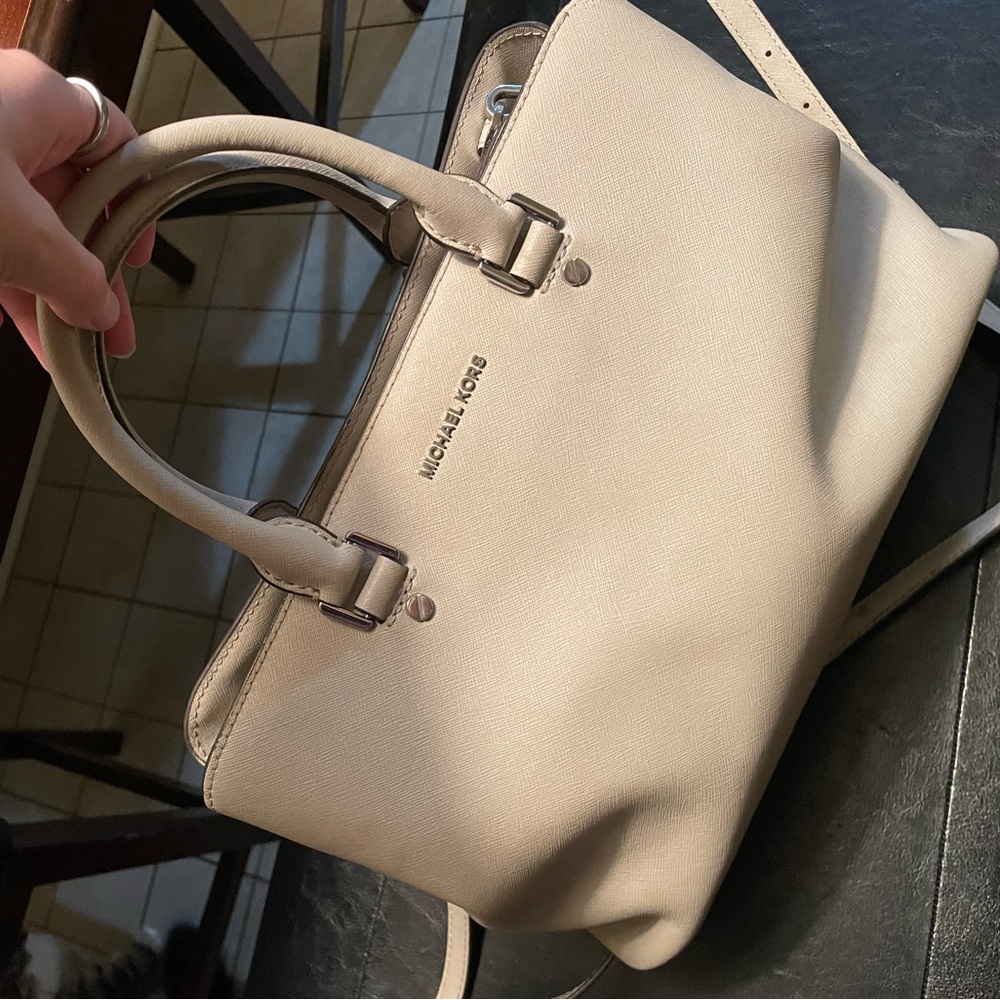 Michael Kors purse
